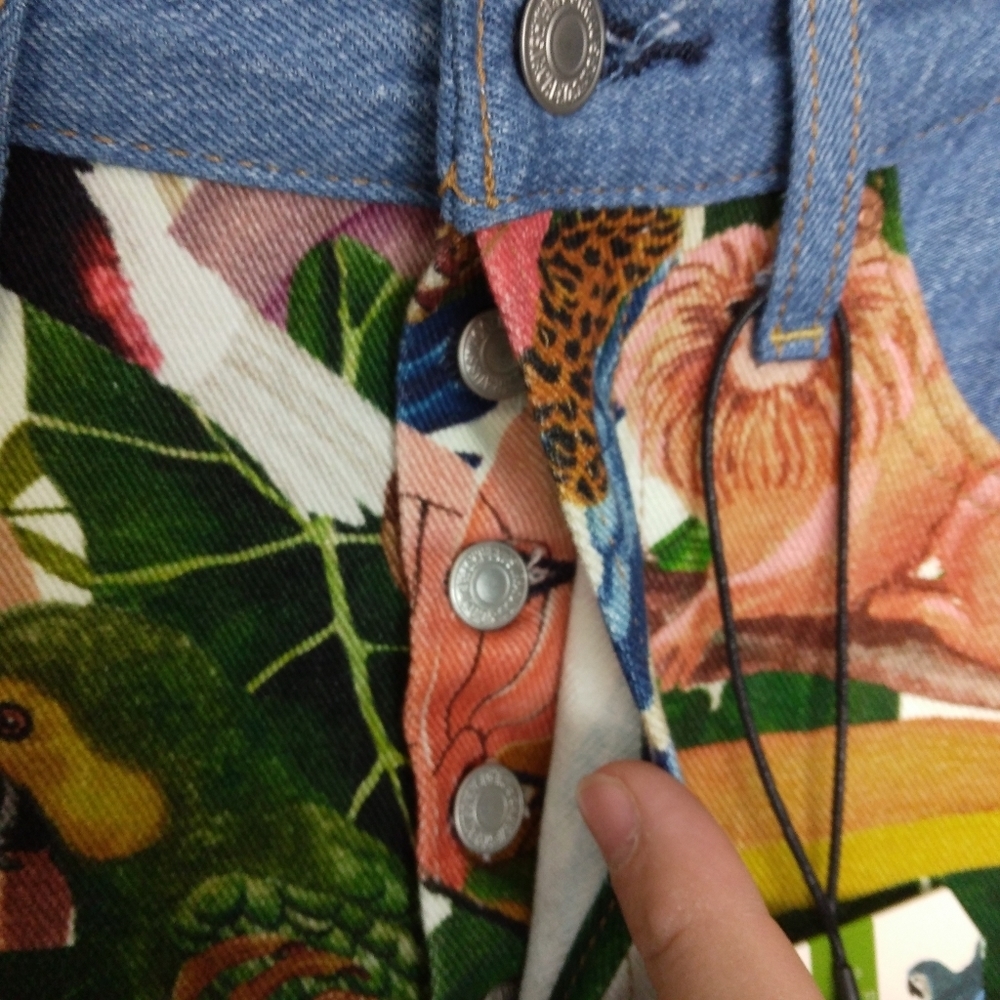 NWT Levi's x Farm Rio Ribcage Straigh Crop Jean - Picture 8 of 13